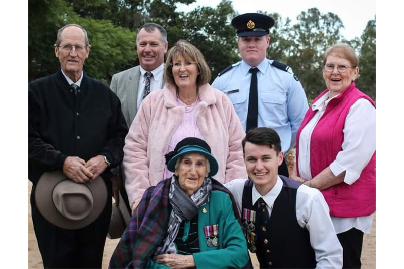 Elsie Dalzell and family