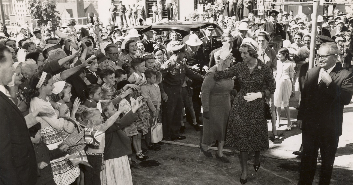 HRH Princess Alexandra, arriving to open Anzac House on 20 August 1959. State President Raymond Huish can be seen far right adjusting his tie
